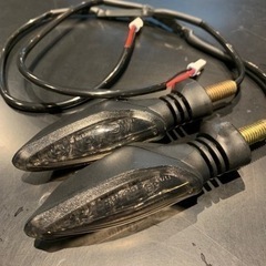 KTM 汎用ウインカー　新品　2個