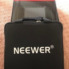 NEEWER NL660 2色LEDパネルライトの画像