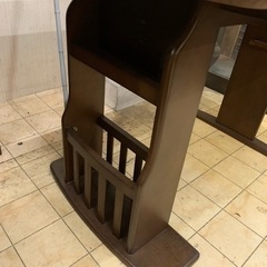 ニトリ　伸縮ダイニングテーブル　2〜4人用の画像