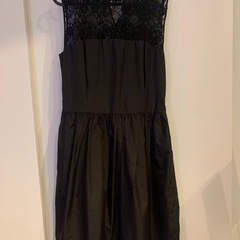 パーティー用ワンピースZARAの画像