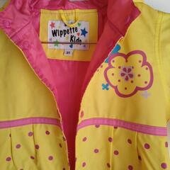 カッパ　女の子　梅雨　の画像