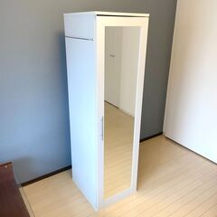 ￥0　ニトリ　鏡つきクローゼット　★急募★の画像