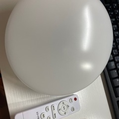 LEDシーリングライト　6畳用　リモコン付きの画像