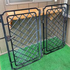 左右セット　縦約120cm×横約70cm×奥行き約2cm　扉　柵...