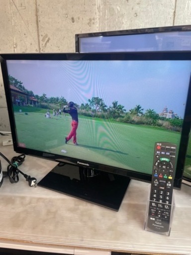 3か月間保証☆配達有り！26000円(税別）パナソニック 24型 液晶テレビ 2022年製 リモコン付