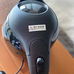 ヒロ・コーポレーション🍀 コンパクトケトル 中身が見やすい 電気ケトル 空焚き防止機能付き ブラック HKT-100(0510c)の画像