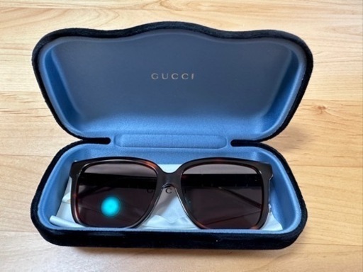 GUCCI サングラス　試着のみの使用