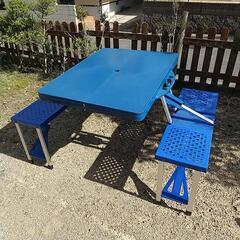 折り畳みキャンプテーブルの画像