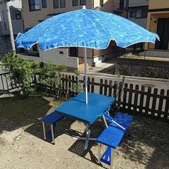 折り畳みキャンプテーブルの画像