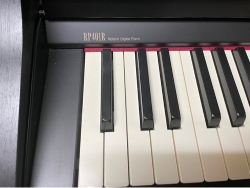 中古美品、2015年製 Roland ローランド RP401R  電子ピアノ 88鍵 ローズウッド調仕上げ