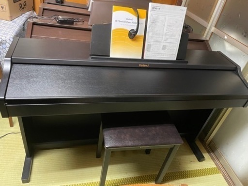 中古美品、2015年製 Roland ローランド RP401R  電子ピアノ 88鍵 ローズウッド調仕上げ