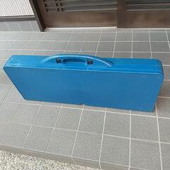 折り畳みキャンプテーブルの画像