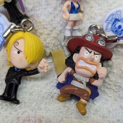 ☆ワンピース キャラクターストラップ　5個　未使用品　の画像