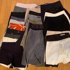 引っ越しで不要な洋服　引き取り確実な方に差し上げます。の画像