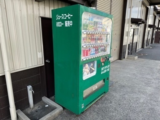 東芝　TOSHIBA　自動販売機　３６セレ　コールド＆ホット　ジュース　ペットボトル　VF-WP30ETU5R  ①