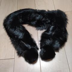 【ほぼ新品】黒ウサギの襟巻