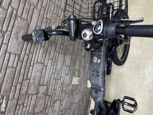 決算SALE 東京23区配達無料　新基準 Panasonic パナソニック　EZ 8.9Ah 電動自転車☆中古☆パナ 311