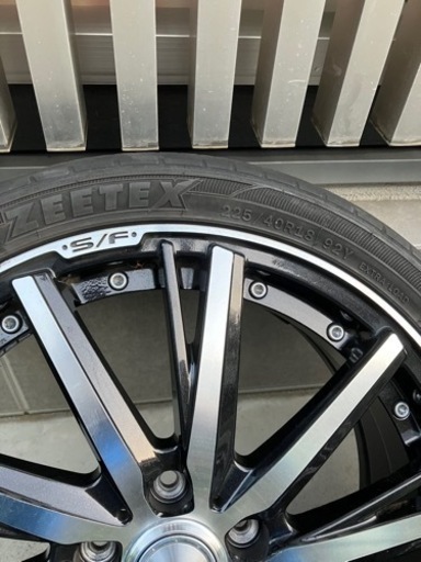 225/40R18タイヤ付きホイール4本　ノア、ヴォクシー、ステップワゴン等　ランクB
