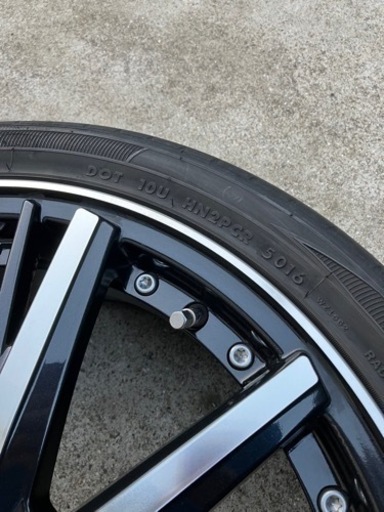 225/40R18タイヤ付きホイール4本　ノア、ヴォクシー、ステップワゴン等　ランクB