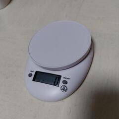 取引決定【美品】キッチンスケール　はかり　クッキングスケールの画像