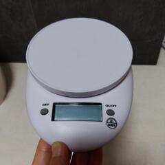 取引決定【美品】キッチンスケール　はかり　クッキングスケール