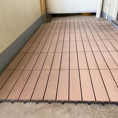 【お取引中】屋外用ウッド調パネル(人工木)の画像