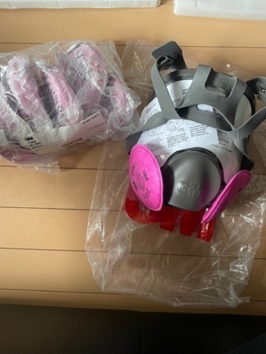 3M 全面　防塵マスク新品　　本体＋変えフィルター