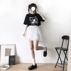 【即日・手渡し可】【新品未使用】② tシャツ 半袖 イラスト 漫画 マンガ 原宿 オルチャン アニメ 白黒 プリント 綿 レディース モノトーン キャラクター 病みかわいい オタク アニオタ 原宿系 ファッション ロメルチェオの画像