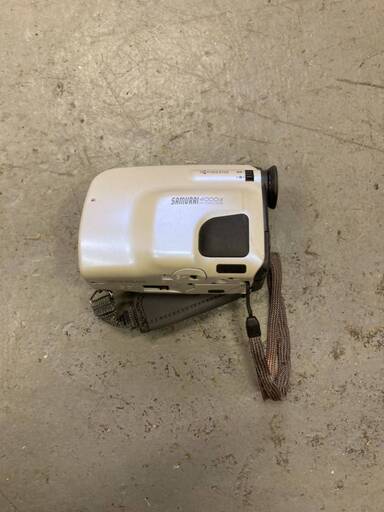 京セラ SAMURAI 4000iX コンパクト カメラ フィルムカメラ 電池切れのため動作未確認 ジャンクにて