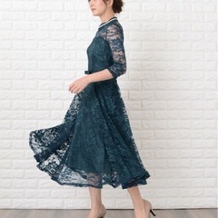 結婚式に ウエストリボン付きレース袖総レース ドレスMの画像