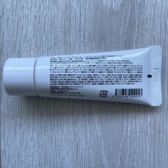 【値下げ】新品☆未使用 uka UVトーンクリーム 40g 化粧品サンプル付きの画像