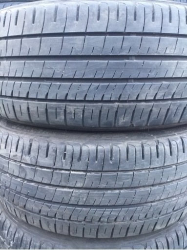 バリ溝 225/45R18 ダンロップ 4本セット