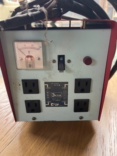 変圧器　200V→100V