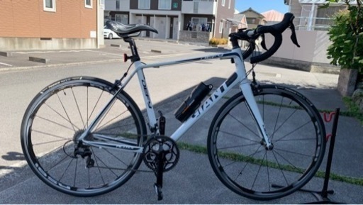 GIANT DEFY3