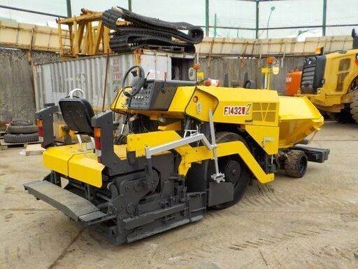 F1432W3 アスファルトフィニッシャー　3.2m　5092hr　HANTA