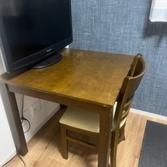 ダイニングテーブル　お譲りします
