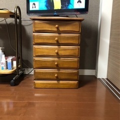 引き出し付きサイドテーブル