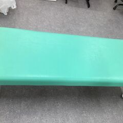 診療台、ベットの画像