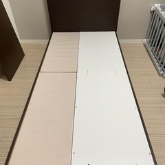 【譲渡先決定】値下げ！【ほぼ新品】ニトリのシングルベッドフレームの画像