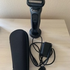 ［お話中］BRAUN 電気シェーバー