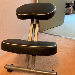 腰に負担がかからない椅子の画像