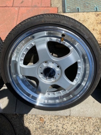 タイヤホイールセット　新品買って3ヶ月です　１６５、４５.１６バリ山