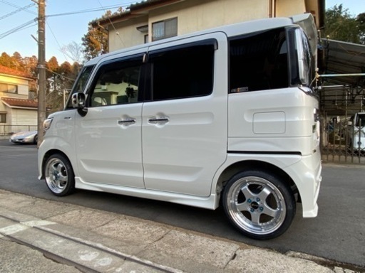 タイヤホイールセット　新品買って3ヶ月です　１６５、４５.１６バリ山