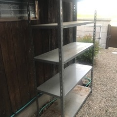 スチール棚の画像