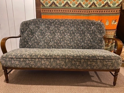 【綺麗】カリモク　2人掛けソファ　花柄　karimoku