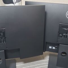 「値下げしました！」DELL 27インチPCモニター&モニターアーム（モニター2台と2台用モニターアーム）の画像