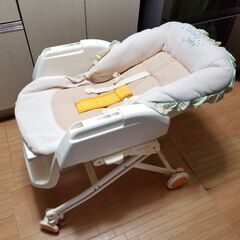 【お譲りします】アップリカ　手動ハイローベッド＆チェア　ニュース...