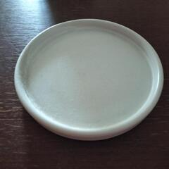 角形植木鉢セットと丸形植木鉢敷台の画像