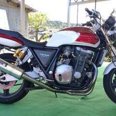 大型バイクCB1000SF