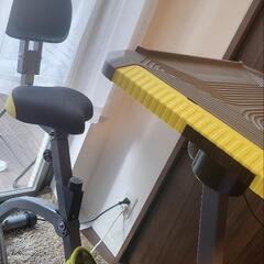 エアロバイクテーブルつきの画像